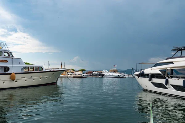 Yachts Luxe Dans Port Saint Tropez Ville Tropez France Juillet — Photo