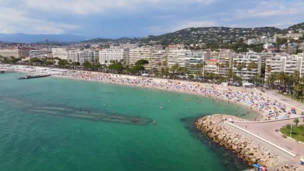 Típica Vista Ciudad Cannes Riviera Francesa Vista Aérea — Vídeos de Stock