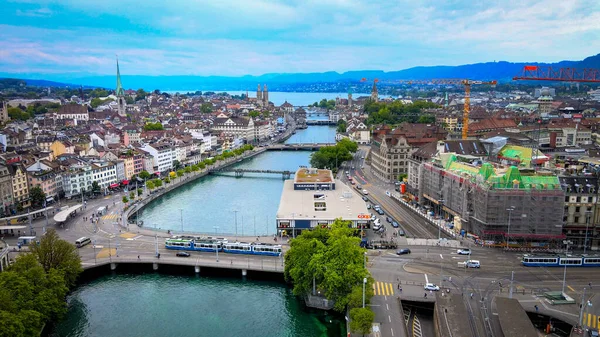 Lot Nad Rzeką Limmat Zurychu Szwajcaria Fotografie Dronów — Zdjęcie stockowe