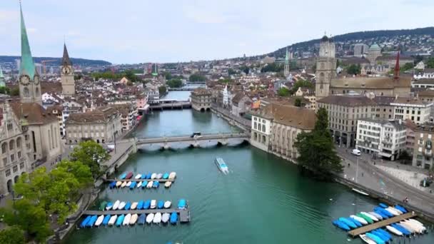 Lot Nad Rzeką Limmat Zurychu Szwajcaria Zdjęcia Dronów — Wideo stockowe