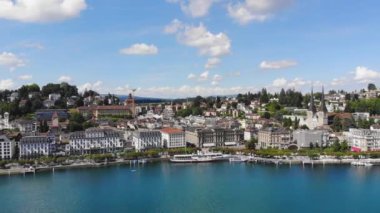 İsviçre 'nin Lucerne şehrinde güneşli bir günde - hava görüntüsü - seyahat görüntüleri