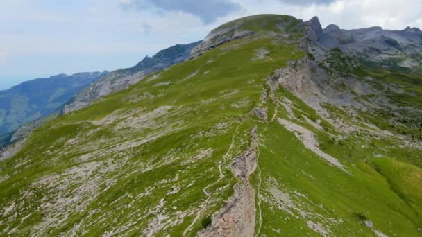 Los Alpes Suizos Melchsee Frutt Imágenes Viaje — Vídeo de stock