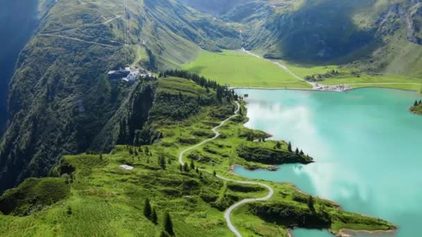 Flight Wonderful Mountain Lake Swiss Alps Lake Truebsee Mount Titlis — Stock Video