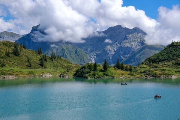 Τυπικό Ελβετικό Τοπίο Στη Λίμνη Tuebsee Στην Ελβετία Ταξιδιωτική Φωτογραφία — Φωτογραφία Αρχείου