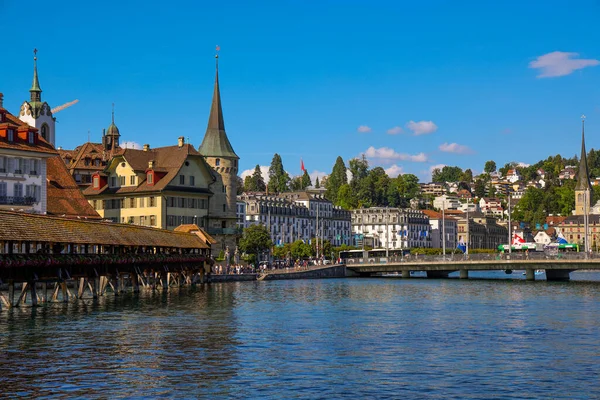 City Center Lucerne Στην Ελβετία Μια Ηλιόλουστη Μέρα Ταξιδιωτική Φωτογραφία — Φωτογραφία Αρχείου