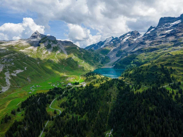 Nádherné Horské Jezero Švýcarských Alpách Letecká Fotografie — Stock fotografie