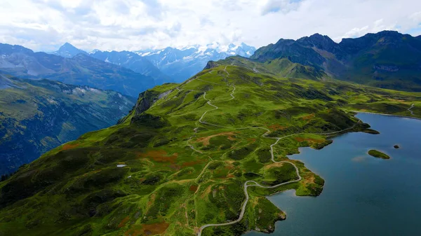 Let Nad Nádhernou Přírodou Švýcarska Švýcarské Alpy Shora Cestovní Fotografie — Stock fotografie