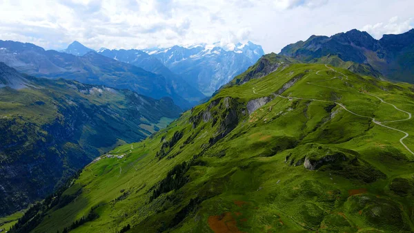 Vuelo Sobre Maravillosa Naturaleza Suiza Los Alpes Suizos Desde Arriba —  Fotos de Stock