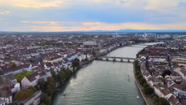 Basel Sviçre Deki Ren Nehri Üzerindeki Köprüler Hava Manzaralı Seyahat — Stok video