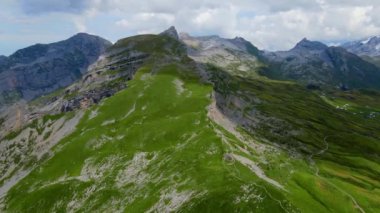 İsviçre Alpleri 'nin inanılmaz doğası - İsviçre' nin Melchsee Frutt bölgesi - seyahat görüntüleri