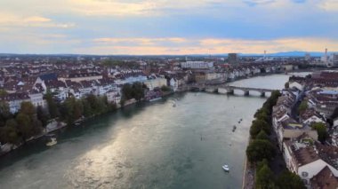 İsviçre 'deki Basel şehri ve Ren Nehri - hava manzarası - seyahat görüntüleri
