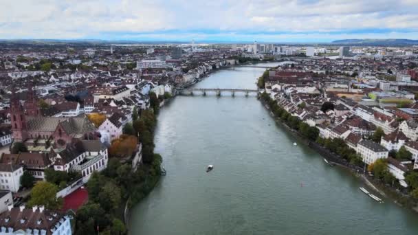 瑞士巴塞尔市和莱茵河上空的空中景观 — 图库视频影像