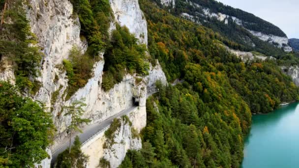 Rua incrível no Lago Thun na Suíça — Vídeo de Stock