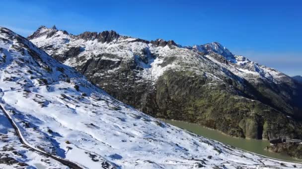 Die erstaunlichen Gletscher in den Schweizer Alpen - Luftaufnahme — Stockvideo