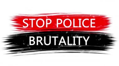 Üzerinde yazı olan animasyon afişi, slogan. Polis vahşetini durdurun. Kırmızı ve siyah çizgili beyaz arka plan. ABD 'de siyah cinayetlerine karşı protesto.