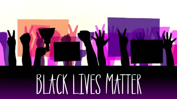 Animace s textem - Black Lives Matter. černé siluety protestujících rukou, které drží plakáty, transparenty, megafony. Bílé pozadí. Protest na podporu práv a svobod černochů v USA — Stock video