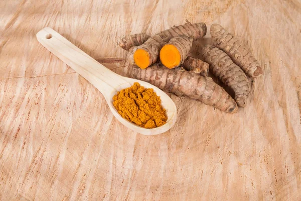 Kurkuma Pulver Und Frische Kurkuma Auf Holzgrund Curcuma Longa — Stockfoto