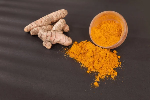 Zerdeçal - Curcuma longa kök ve zerdeçal tozu