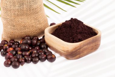 Meyve ve acai tozu - Euterpe oleracea