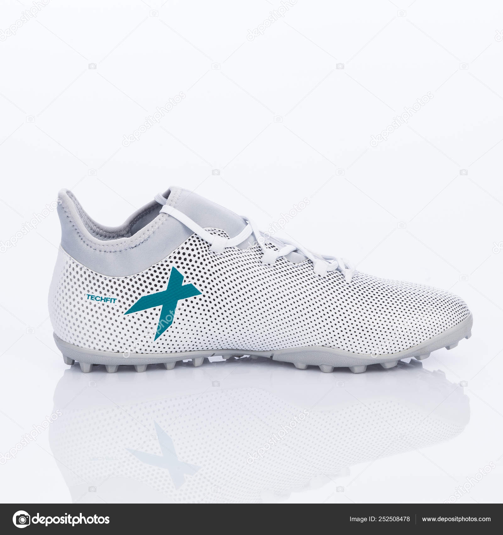 adidas football indoor shoes