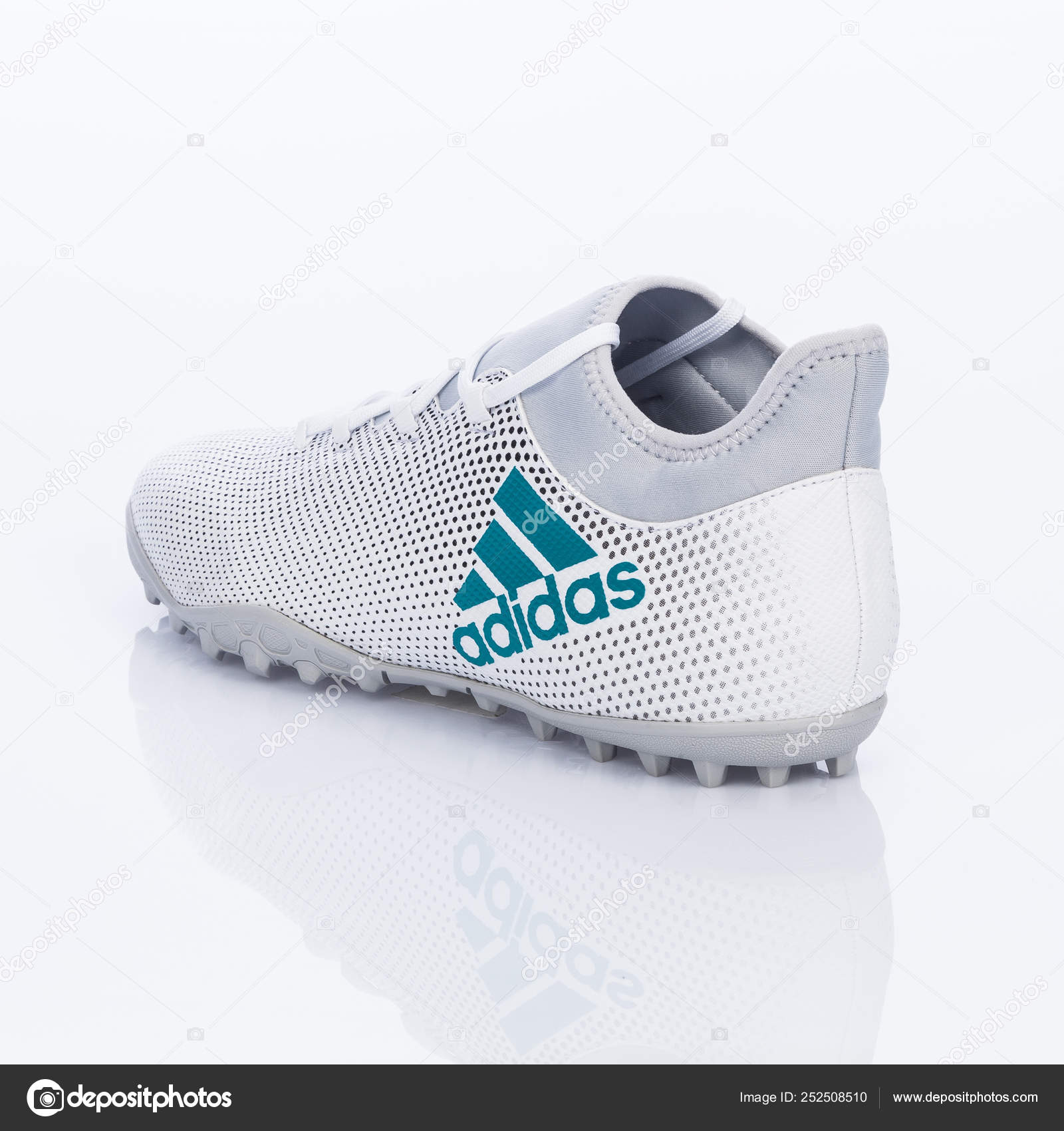 adidas football indoor shoes