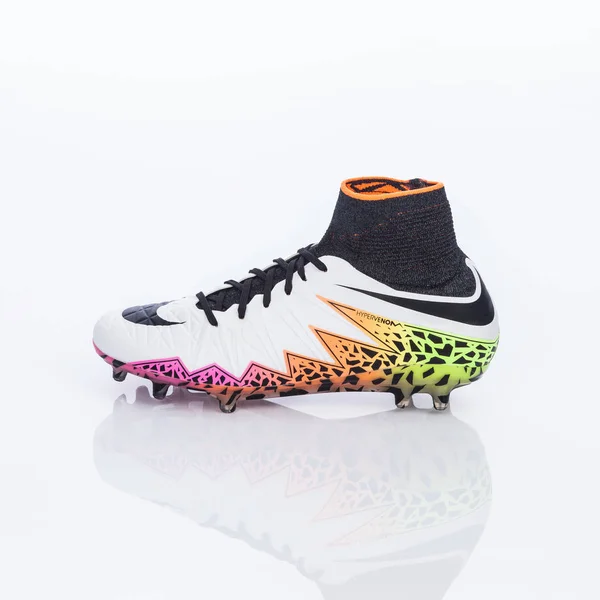 Medellin Kolumbia Marzo 2019 Nike Football Piłka Nożna Buty Białym — Zdjęcie stockowe