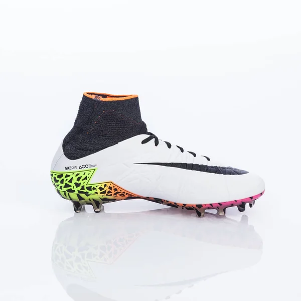 Medellin Colombie Marzo 2019 Chaussures Football Nike Sur Fond Blanc — Photo