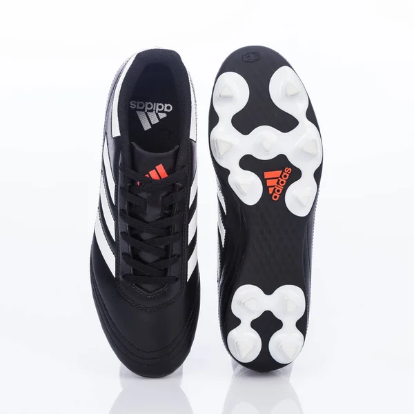 Medellín Colombia Marzo 2019 Adidas Football Soccer Shoes White Background — Foto de Stock