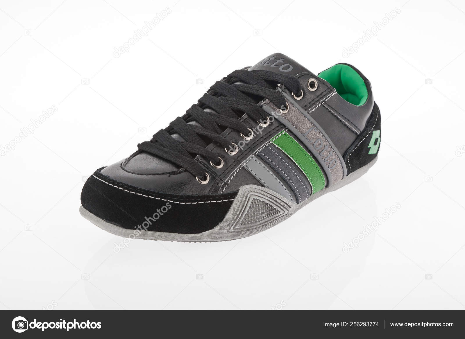 Lotto tennis 2024 shoes 2019