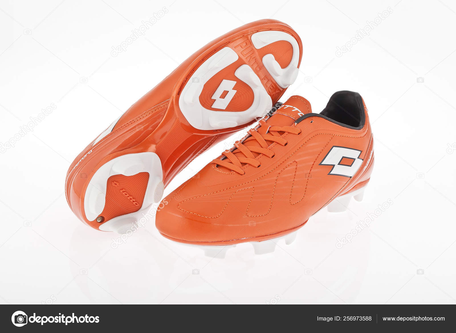 lotto soccer cleats