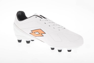 Medellin, Kolombiya-Abril 08, 2019: Lotto futbol/beyaz arka planda futbol ayakkabıları