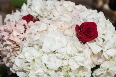 Dekor; sosyal olay için çiçek aranjmanı - düğün