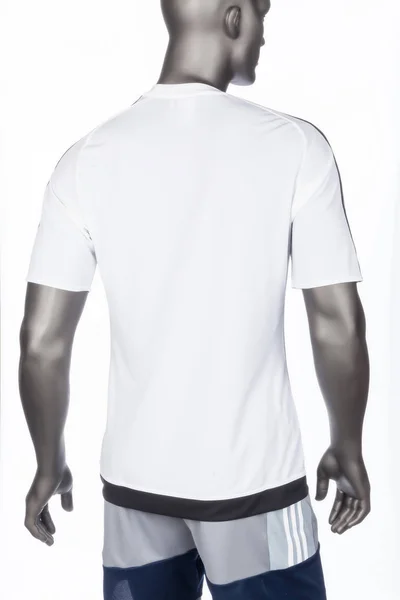 Medellin Kolumbia Czerwca 2019 Shirt Sportowy Adidas Zdjęcie Białym Tle — Zdjęcie stockowe