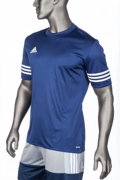 Medellin Kolumbia Czerwca 2019 Shirt Sportowy Adidas Zdjęcie Białym Tle — Zdjęcie stockowe