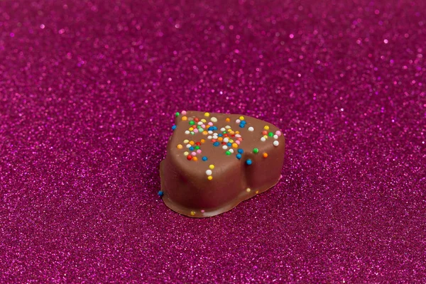 Marshmallows Καλύπτονται Σοκολάτα Και Μίνι Χρωματιστά Dragees — Φωτογραφία Αρχείου