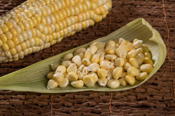 Zea Mays Fresh Corn Cob Kernels — Stock Photo, Image