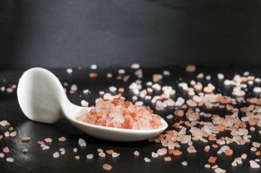 Tuz - tuz kristalleri Himalaya pembesi.