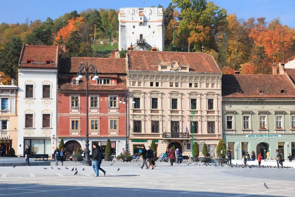 Europa Romênia Brasov Praça Conselho Piata Sfatului Edifícios Pedra Coloridos — Fotografia de Stock