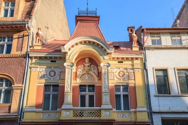Europe Romania Brasov Council Square Piata Sfatului Ornamental Decorated Buildings — Stock Photo, Image