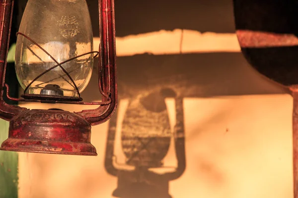 โรป โรมาเน มารามาเรส บาอา สปร โรงเคร องป นเผา โคมไฟ — ภาพถ่ายสต็อก