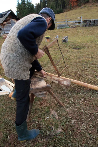 Evropa Rumunsko Bukovině Campulungu Moldovenesc Obecního Pastýře Řemeslník Řezání Dřeva — Stock fotografie
