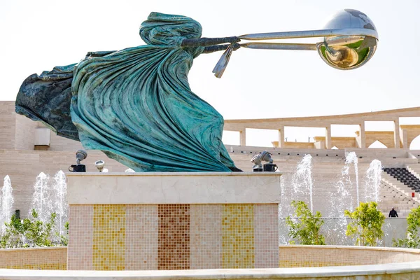 Katar Devleti. Doha. Heykel 