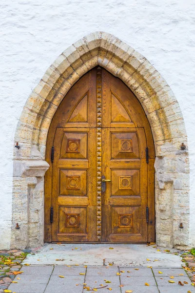 Europe, Eastern Europe, Baltic States, Estonia, Tallinn. Old town, door.