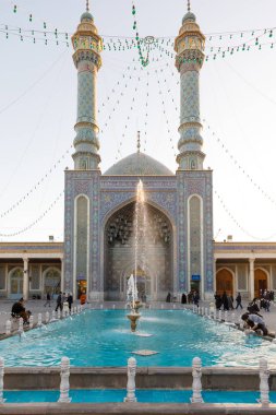 Iran İslam Cumhuriyeti. Qom. Fatima Masumeh Tapınağı, Şii Müslümanlar İran'ın en önemli Şii türbelerin biri olarak kabul edilir. 03 Mart 2018