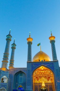 Iran İslam Cumhuriyeti. Qom. Fatima Masumeh Tapınağı, Şii Müslümanlar İran'ın en önemli Şii türbelerin biri olarak kabul edilir. 03 Mart 2018