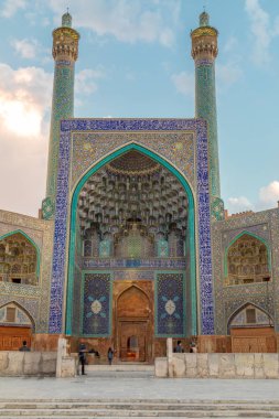 Iran İslam Cumhuriyeti. Isfahan (Esfahan). Giriş Iwan Şah veya Imam, Emam Camii Meidan-e Emam, Nakş-ı cihan, Imam Meydanı, UNESCO Dünya Miras Listesi.