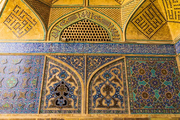 イランのイスラム教共和国 イスファハン イスファハン エスファハーンのモスクは グランド 会衆モスクです ユネスコの世界遺産に登録されています イスラムの建築デザイン — ストック写真
