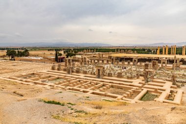 Iran İslam Cumhuriyeti, Shiraz. Persepolis, Parsa. Ahameniş İmparatorluğu ca. 550330 M.ö. Ahameniş tarzı mimarisinin tören başkenti. UNESCO Dünya Miras Listesi.