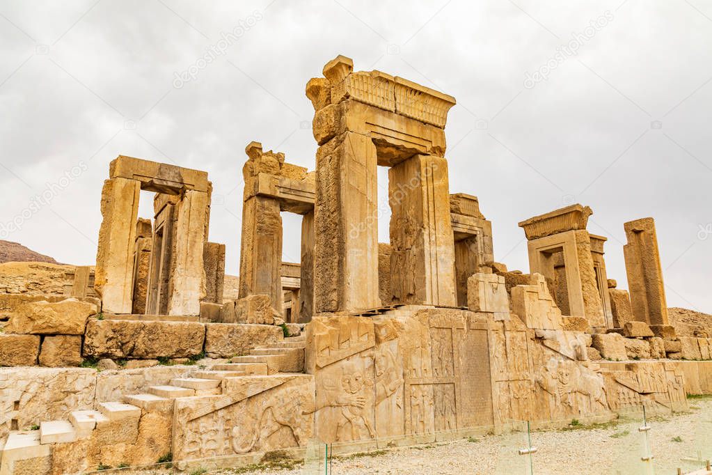 Islamic Republic of Iran, Shiraz.  Persepolis, Parsa. The ceremonial capital of the Achaemenid Empire ca. 550330 BC. Achaemenid style of architecture. UNESCO World Heritage Site.