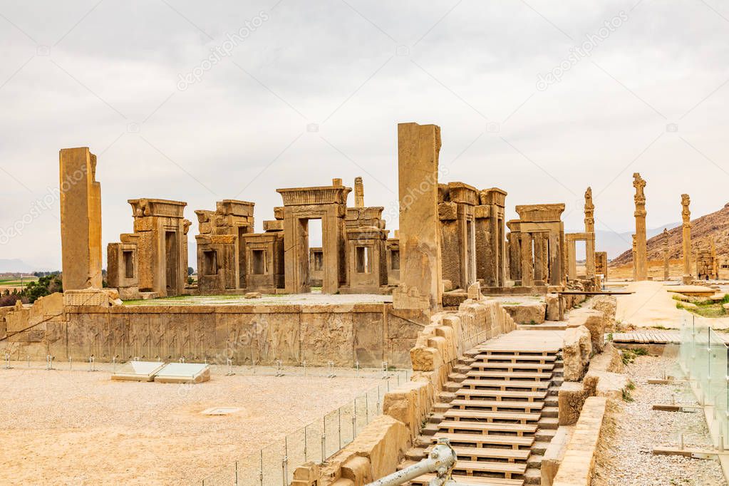 Islamic Republic of Iran, Shiraz.  Persepolis, Parsa. The ceremonial capital of the Achaemenid Empire ca. 550330 BC. Achaemenid style of architecture. UNESCO World Heritage Site.